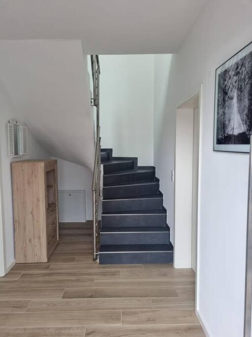 New & Modern Apartment Near Duesseldorf 빌크 외부 사진
